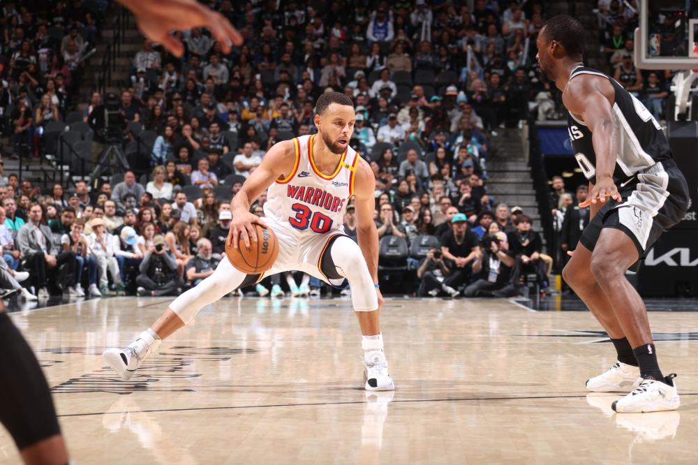 将比分扩大 将比分扩大