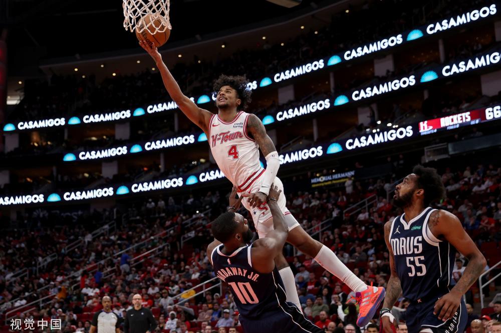 现出极强的 现出极强的