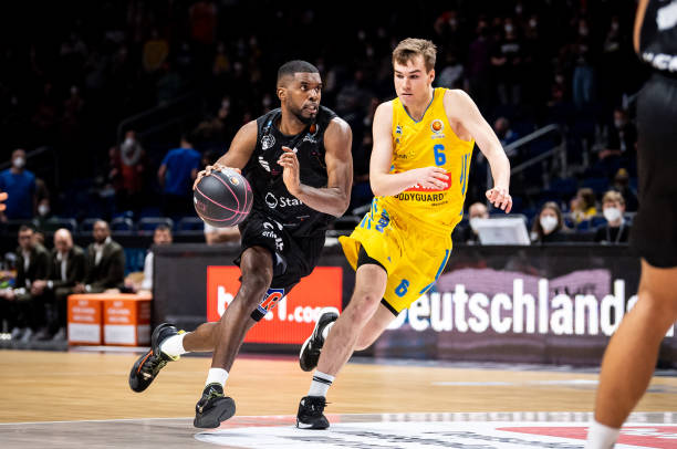 的气势击败 的气势击败